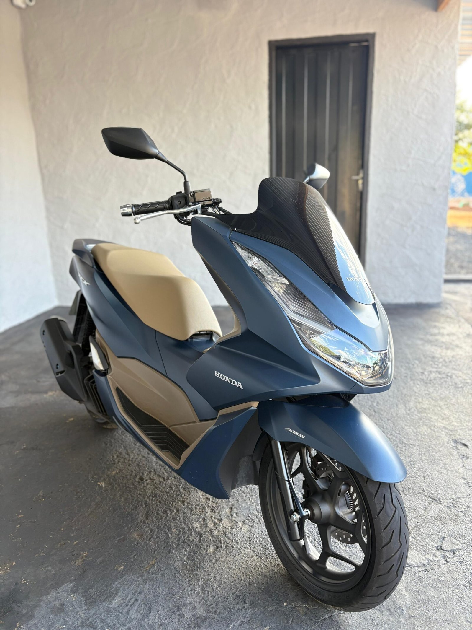 
								PCX 150cc DLX 2024 full									