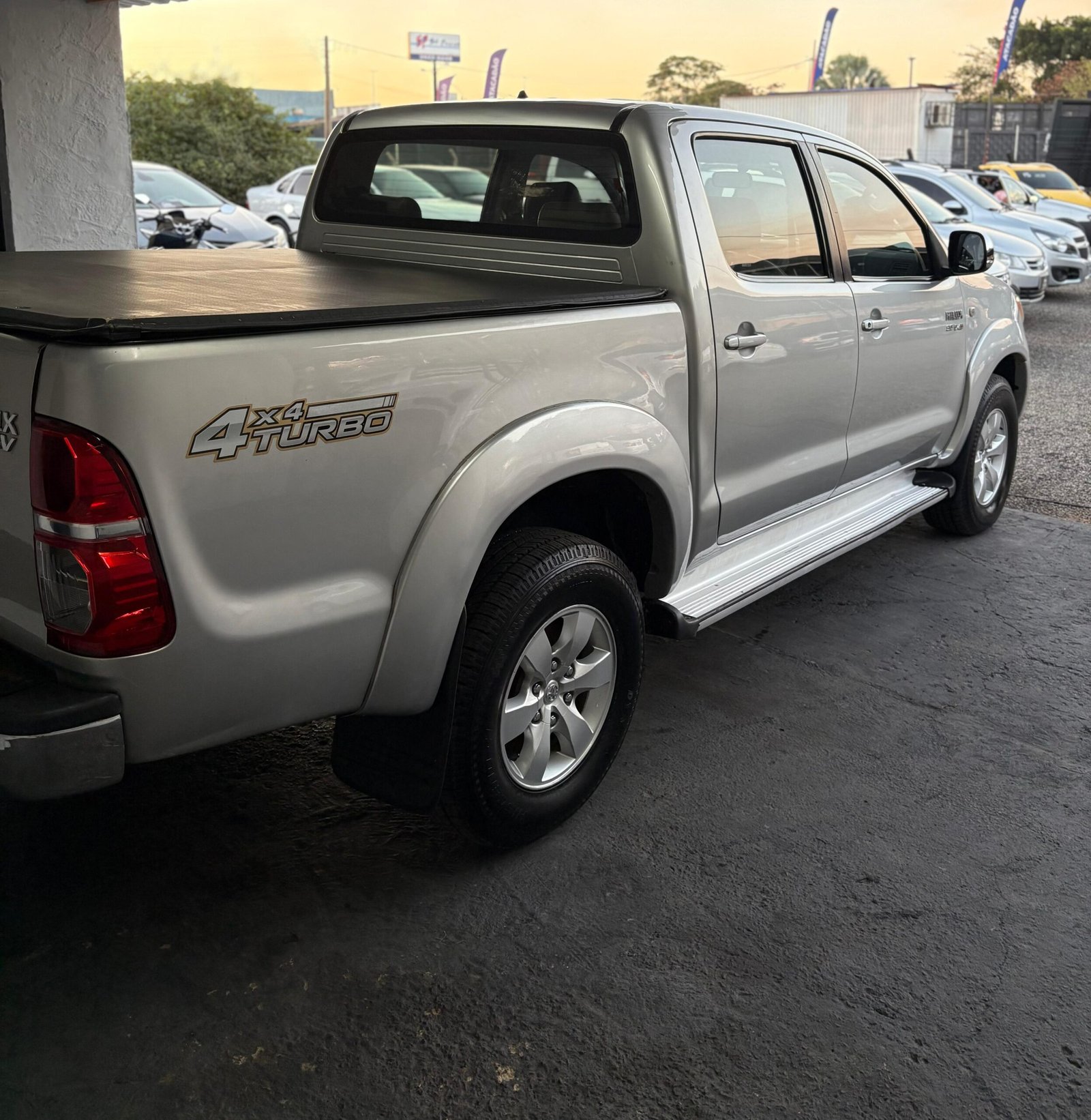 
								HILUX SRV 2008 full									
